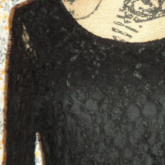 Lace Top - Picture 3 of 7